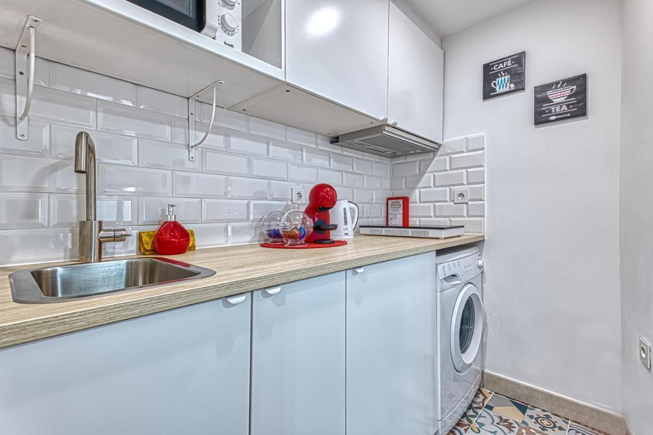 Alfama Rose Apartment Lisbona Esterno foto