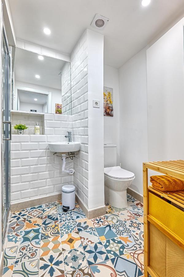 Alfama Rose Apartment Lisbona Esterno foto